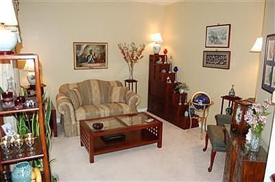 5th image of 2117 Wedgewood Dr
