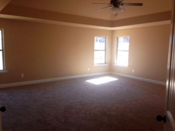 3rd image of 167 Sporthorse Ln