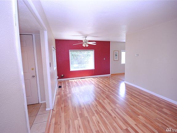 4th image of 514 12th St SE