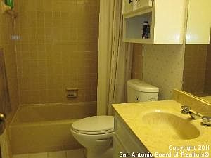 3rd image of 16206 Silver Spur St