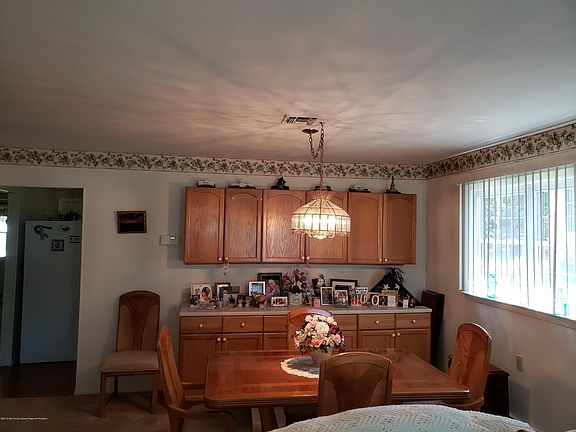 5th image of 30 Saint David Dr
