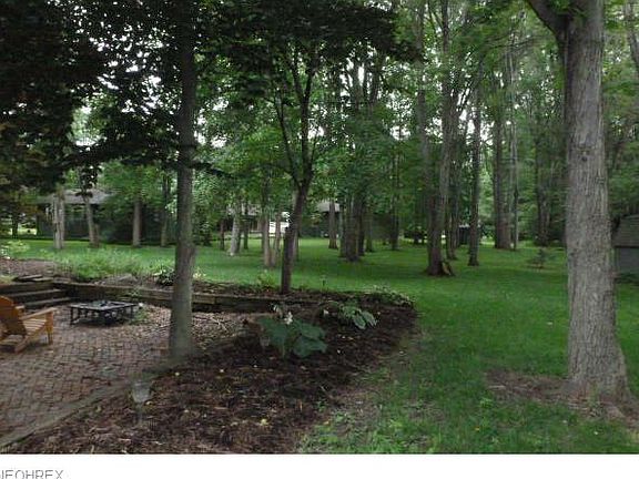 3rd image of 245 Heritage Ln