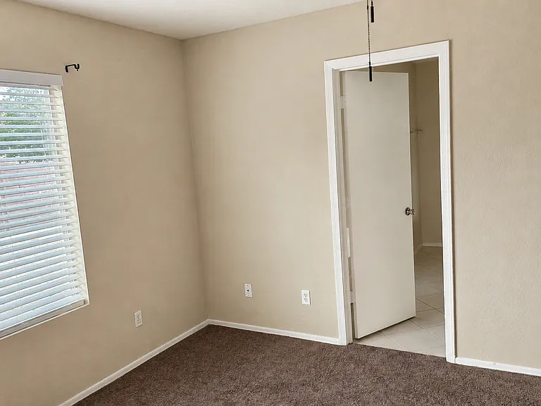 1734 E San Xavier Dr — Photo 15