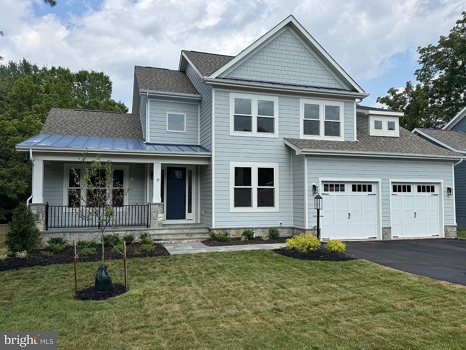 1st image of 25 Fisher Ln