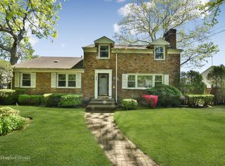 230 N Long Beach Ave, Freeport, NY