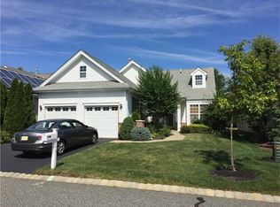 59 Lakehurst Way, Monroe Township, NJ 08831