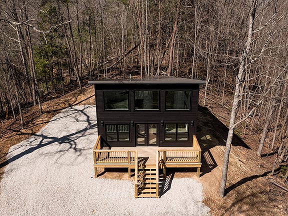 4th image of 134 Holler Top Rd