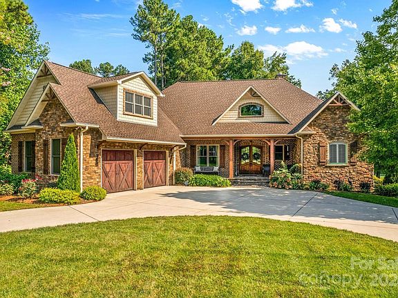 2nd image of 7789 Turnberry Ln