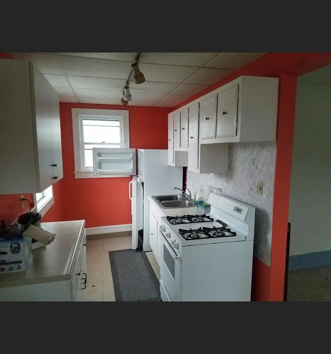 2 bed, 900 sqft, $1,200 — Photo 1