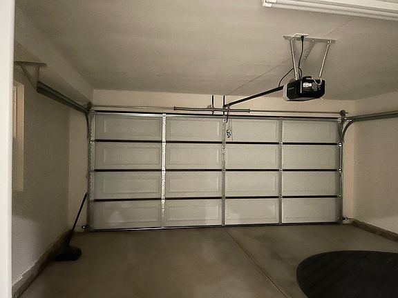 3rd image of 825 S Sierra Vista Ave #B