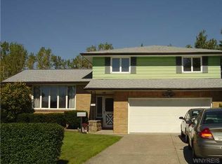 149 Highview Cir, Blasdell, NY 14219