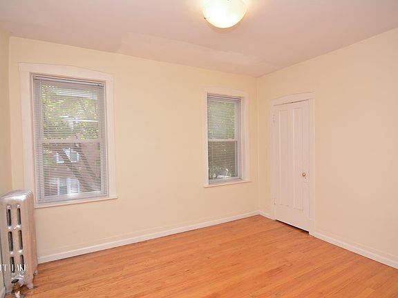 3rd image of 4901 N St Louis Ave APT 2