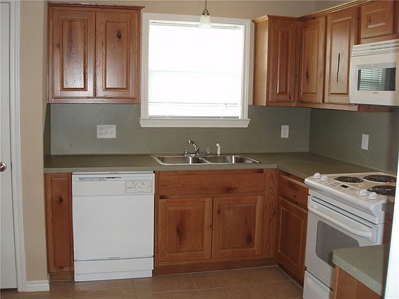 3rd image of 2326 Autumn Chase Loop Unit A