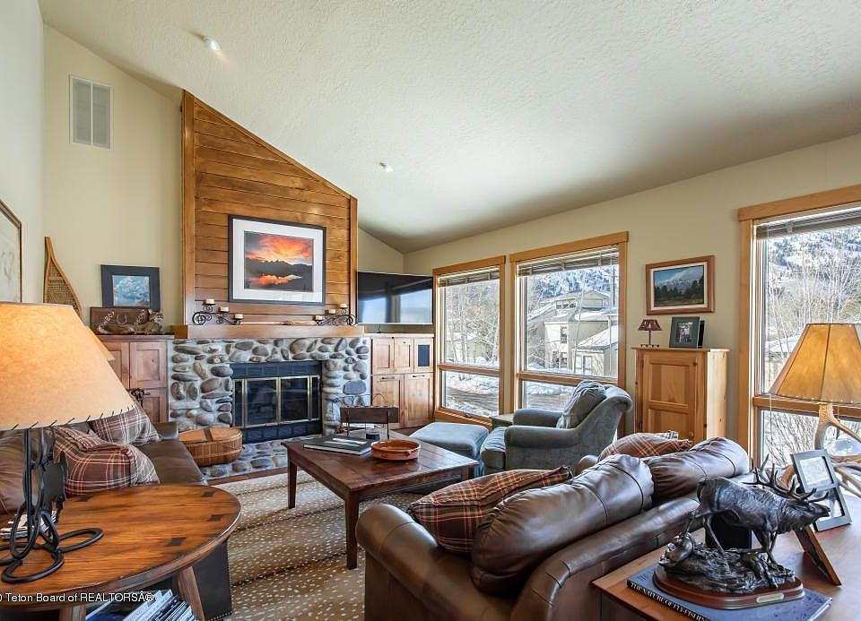 1st image of 3930 Pond Dr #4713