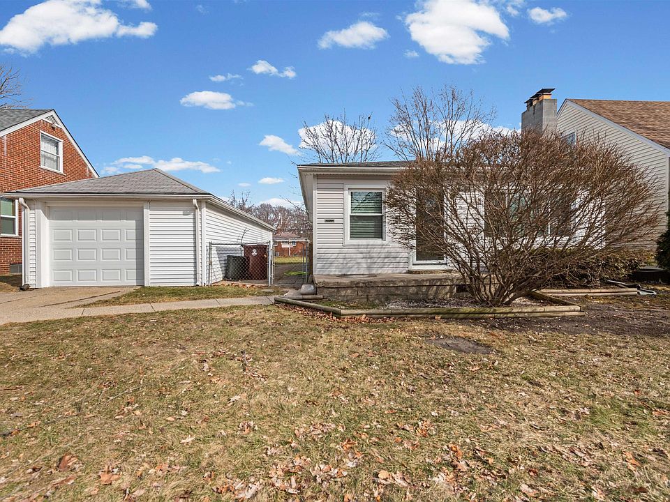 1st image of 25208 Comfort St