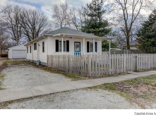 115 Chestnut St, Kincaid, IL 62540