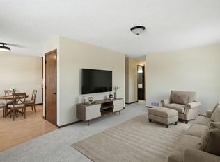 960 43 1/2 Ave NE, Columbia Heights, MN 55421