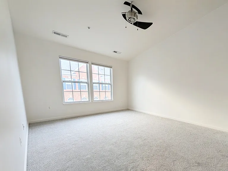 7123 Silverleaf Oak Rd — Photo 16