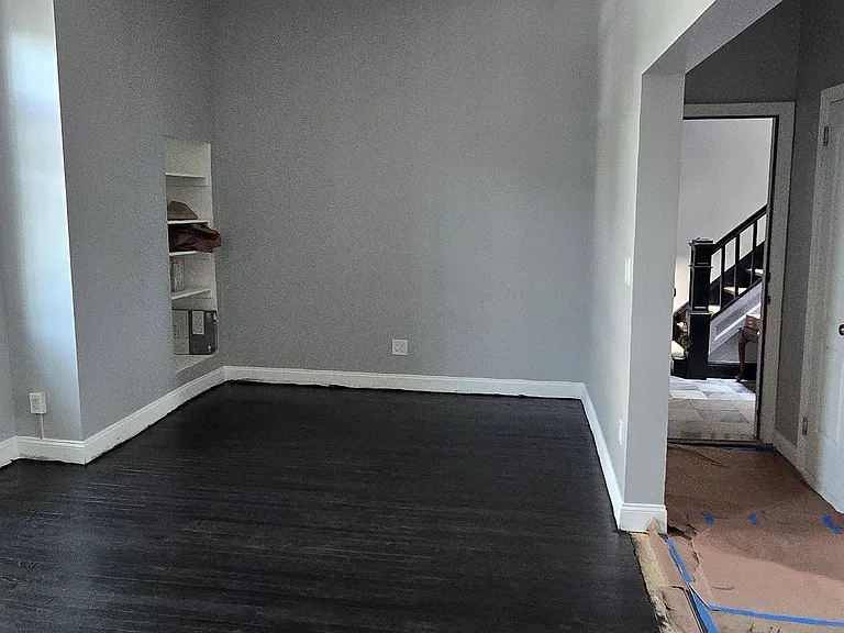 9202 97th Ave #1R — Photo 4