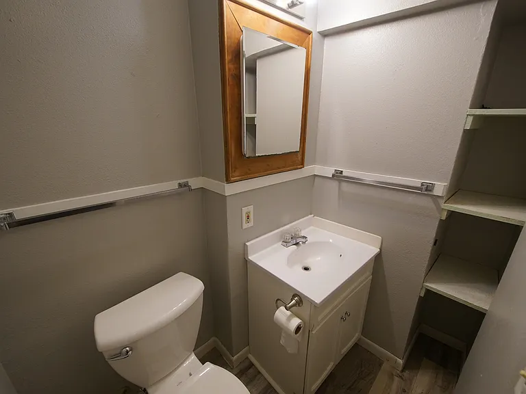 615 S Dewey St — Photo 21