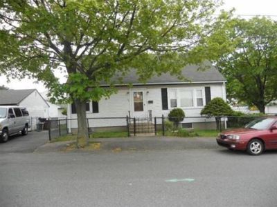 65 Gore Rd, Revere, MA, 02151