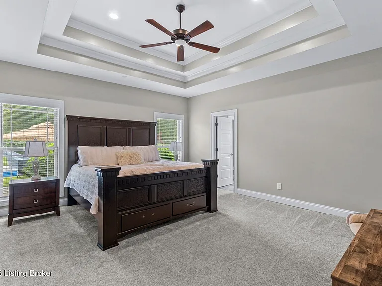 673 Marthas Ct — Photo 13