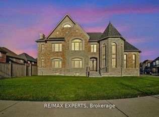 28 Pendergast Ct, Brampton, ON L6P4G7