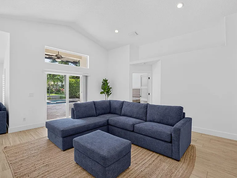 621 Anchor Point — Photo 32