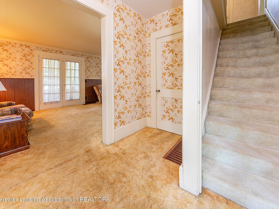 326 E Northrup St, Lansing, MI 48911 Zillow