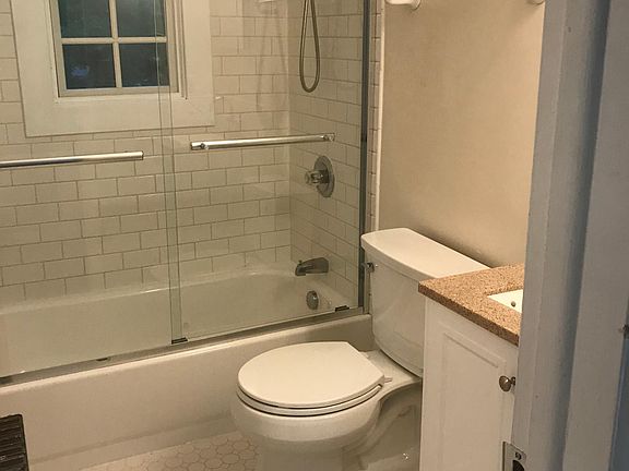 5th image of 134 2nd St #3