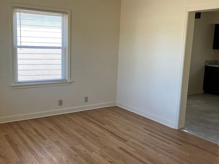 7333 W Lisbon Ave — Photo 5