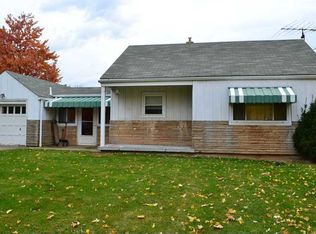 127 Ridgeview Dr, Aliquippa, PA 15001