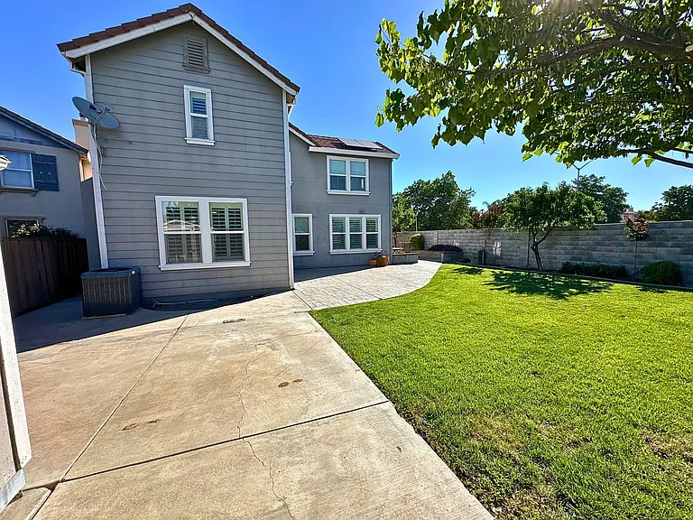 2610 Shofield Ct — Photo 35