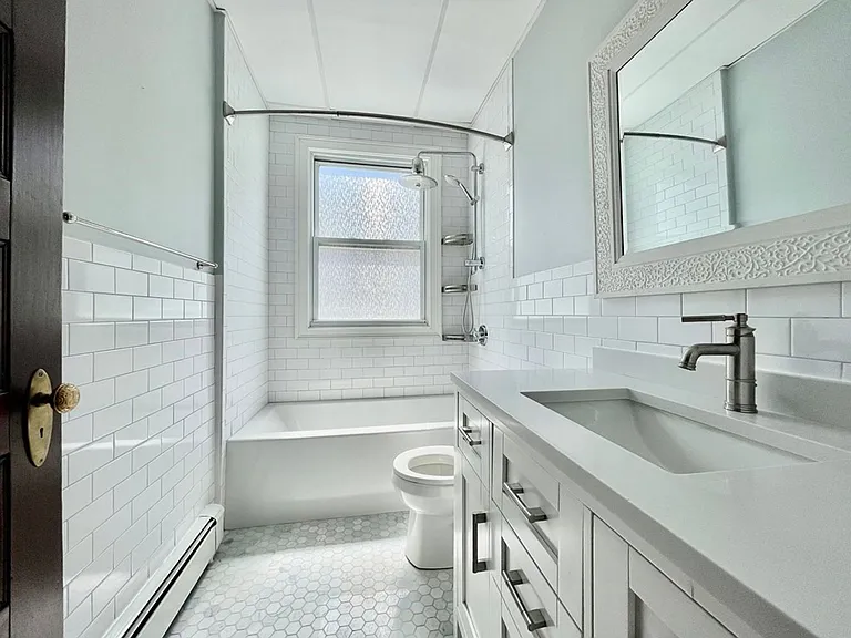 46 Dana St — Photo 6