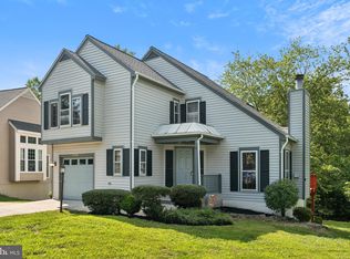 12196 Dapple Gray Ct, Woodbridge, VA 22192