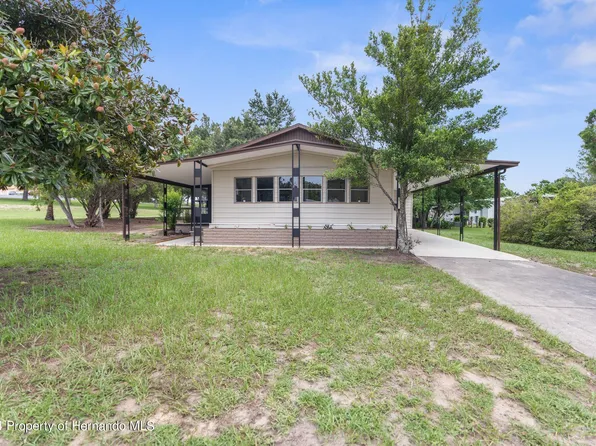 8098 Montrose Ave, Brooksville, FL 34613