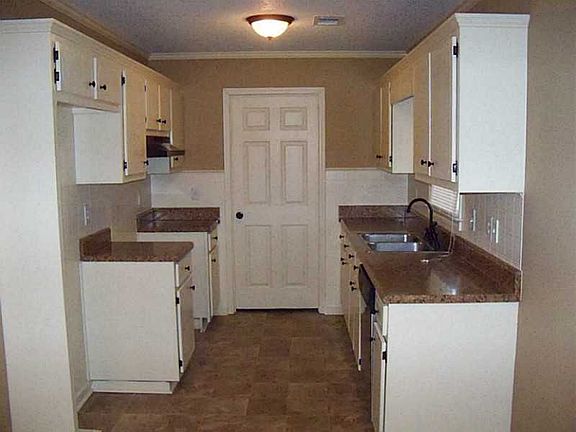 4th image of 56 River Oaks Dr