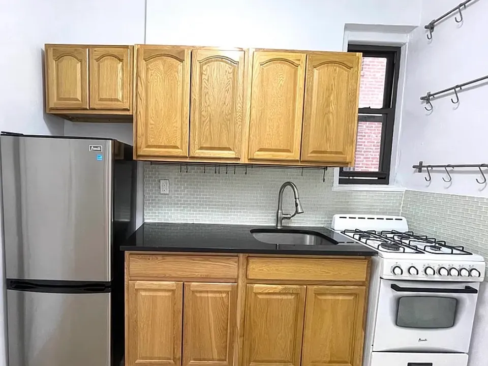 3046 Brighton 6th St #2C
