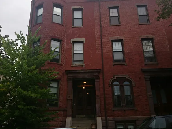 41 High St APT 3, Charlestown, MA 02129