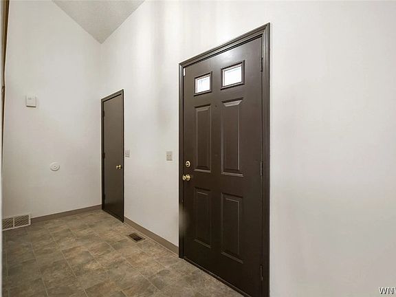 4th image of 383 S Ellicott Creek Rd