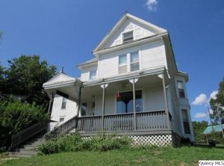 110 W High St, Kinderhook, IL 62345