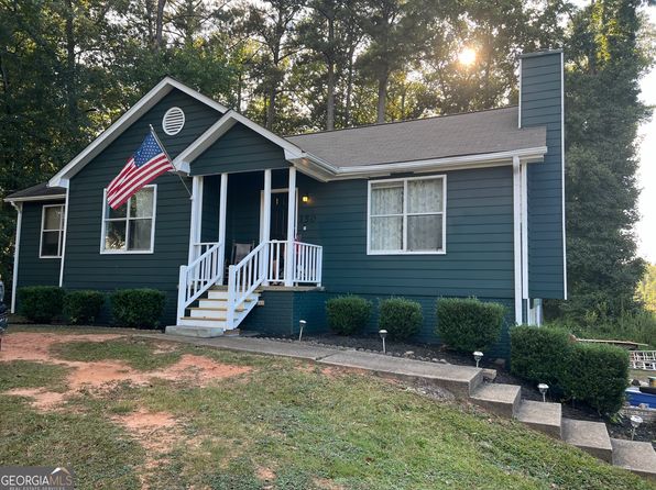 150 Doe Run Ct, Sharpsburg, GA 30277
