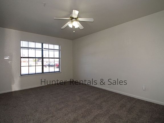 3rd image of 1104C Lansberry Ct