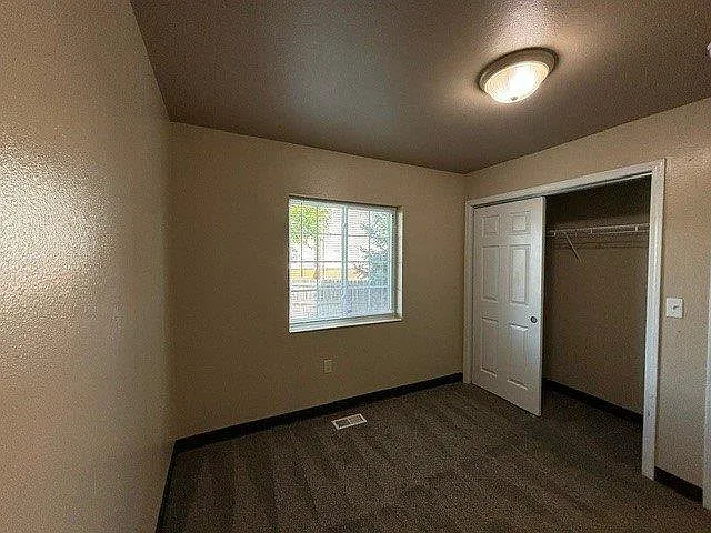 Apple Creek Apartments — Photo 11