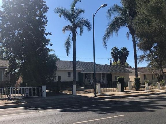 3rd image of 22324 Roscoe Blvd