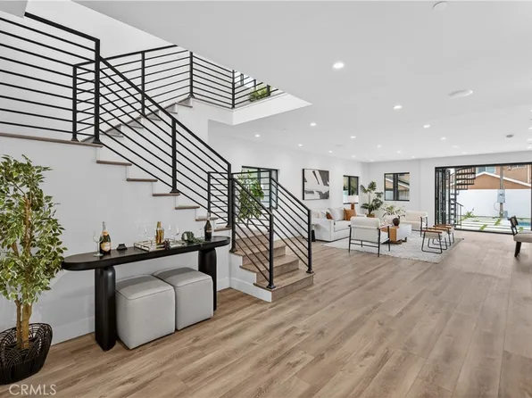 14254 McCormick St, Sherman Oaks, CA 91401