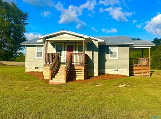451 Shady Grove Rd, Guntersville, AL 35976