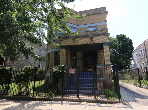 7326 S Coles Ave, Chicago, IL 60649
