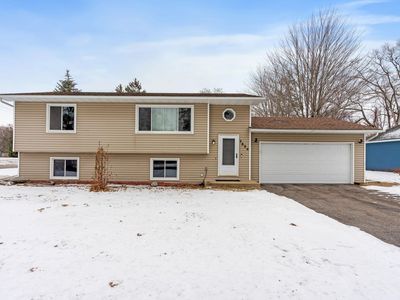 7624 Fremont Ave N, Brooklyn Park, MN, 55444