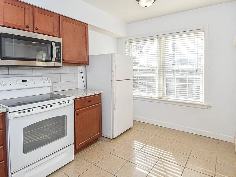 8154 Whitburn Dr #2W — Photo 15